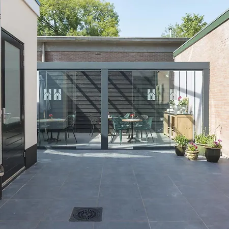 Cozy Room In The Heart Of Tilburg With Airco