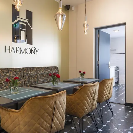 Cozy Room In The Heart Of Tilburg With Airco * ティルブルグ