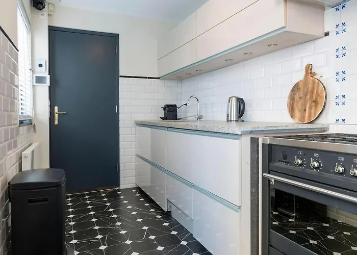 New Warm, Bed En Koffie