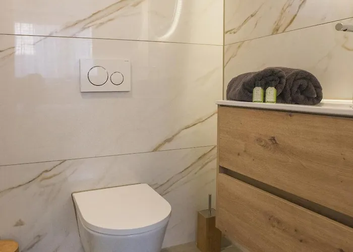 New Warm, Bed En Koffie Tilbourg